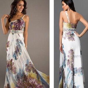 Dancing Queen Stunning Floral Formal Dress Size small.. great for prom! 💜